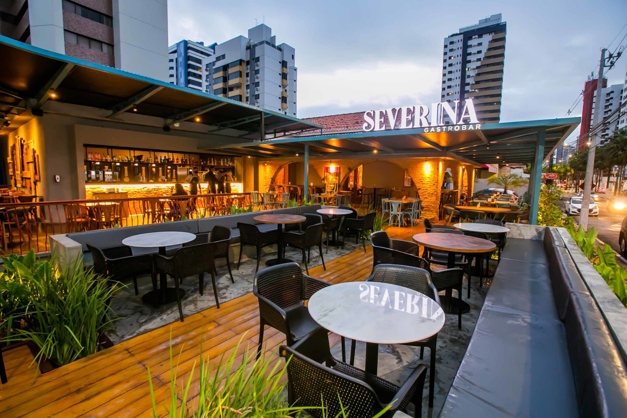 Bares e restaurantes
